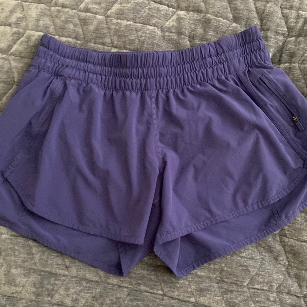 Lululemon tracker shorts